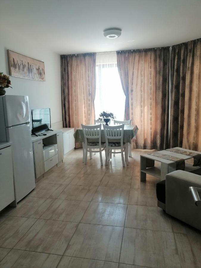 Appartamento Хоризонт М Sveti Vlas Esterno foto